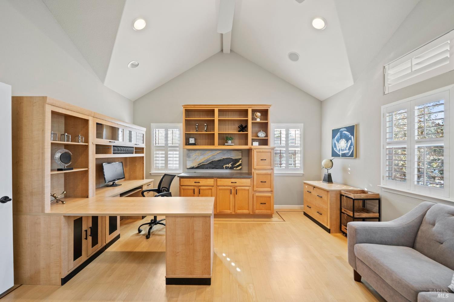 Detail Gallery Image 47 of 72 For 4706 Devonshire Pl, Santa Rosa,  CA 95405 - 5 Beds | 3 Baths