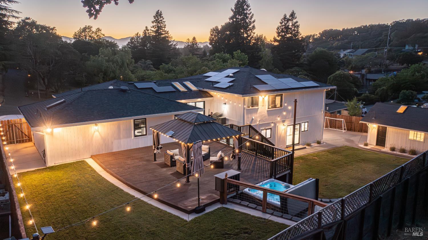 Detail Gallery Image 72 of 91 For 1081 Tamarisk Dr a,  Napa,  CA 94559 - 4 Beds | 3/1 Baths