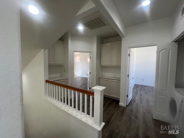 Detail Gallery Image 7 of 21 For 105 San Gabriel Ct, San Pablo,  CA 94806 - 3 Beds | 3 Baths