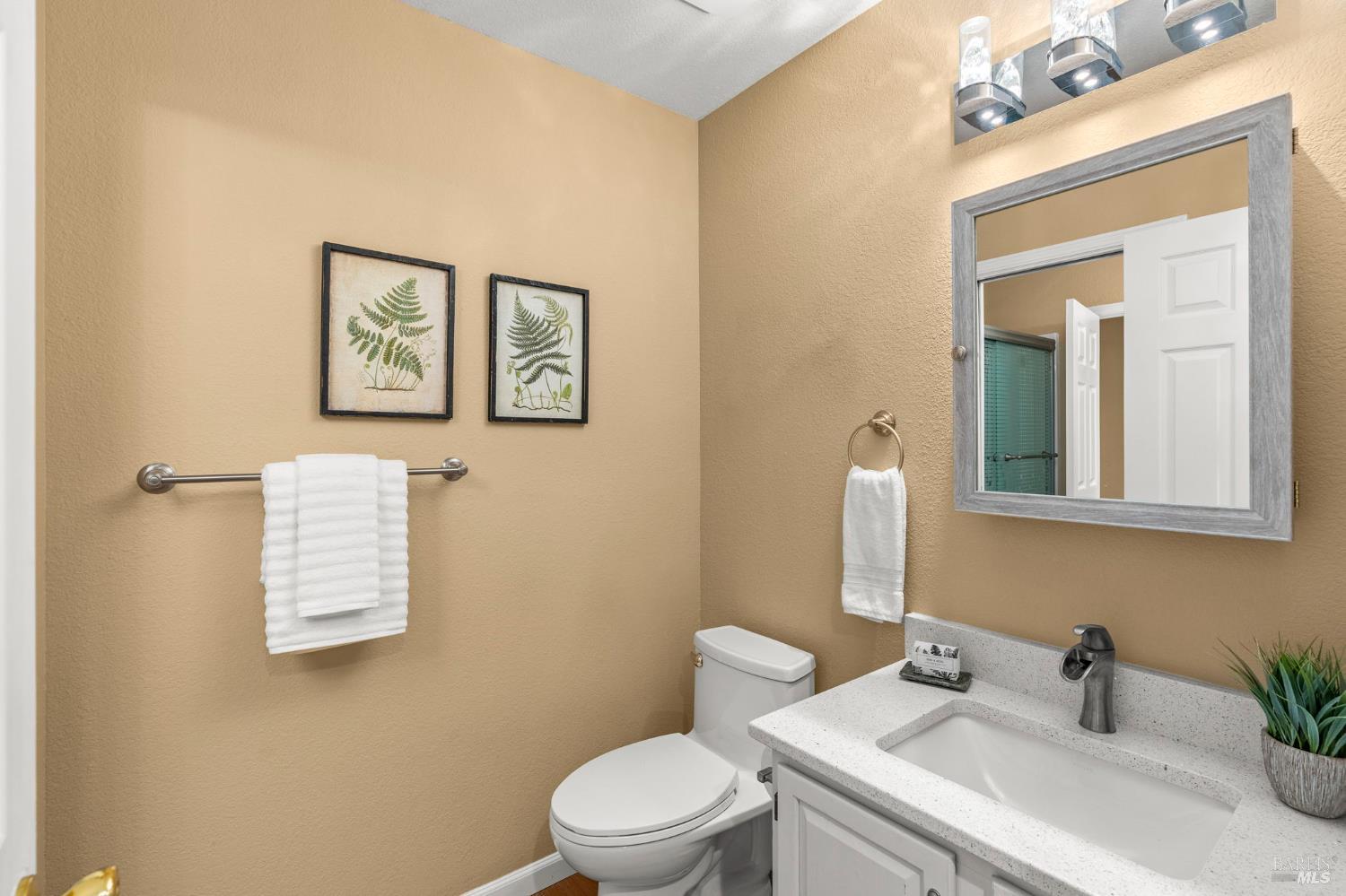 Detail Gallery Image 26 of 56 For 3321 Stratford Ct, Napa,  CA 94558 - 3 Beds | 2 Baths