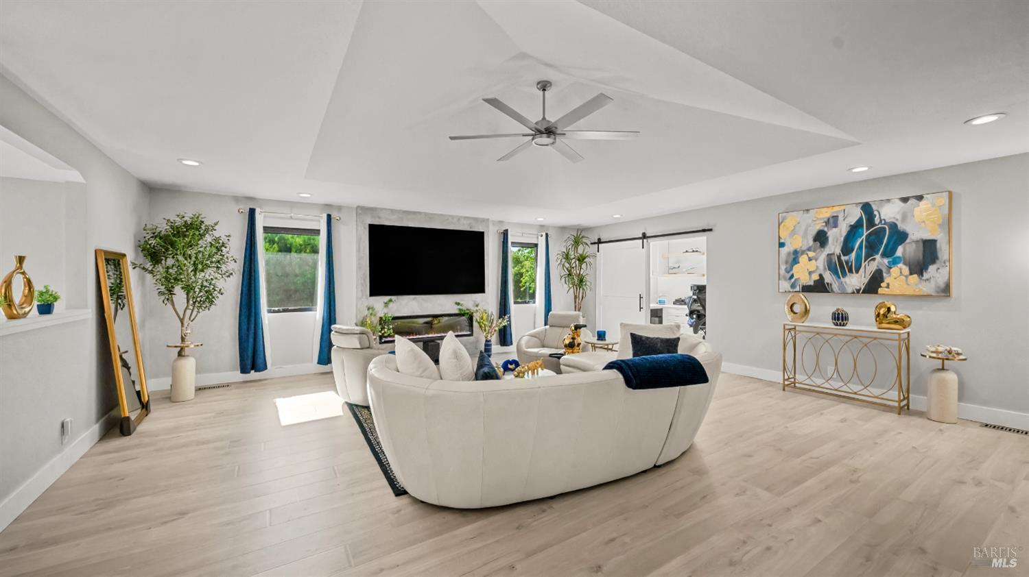 Detail Gallery Image 25 of 91 For 1081 Tamarisk Dr a,  Napa,  CA 94559 - 4 Beds | 3/1 Baths