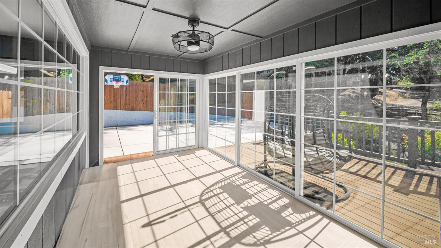 Detail Gallery Image 18 of 91 For 1081 Tamarisk Dr a,  Napa,  CA 94559 - 4 Beds | 3/1 Baths