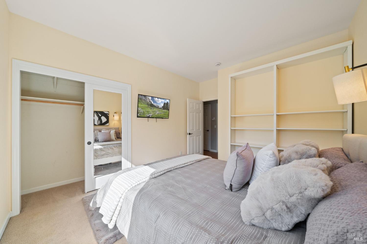 Detail Gallery Image 33 of 72 For 4706 Devonshire Pl, Santa Rosa,  CA 95405 - 5 Beds | 3 Baths