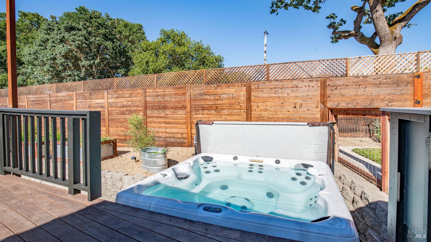 Detail Gallery Image 52 of 91 For 1081 Tamarisk Dr a,  Napa,  CA 94559 - 4 Beds | 3/1 Baths