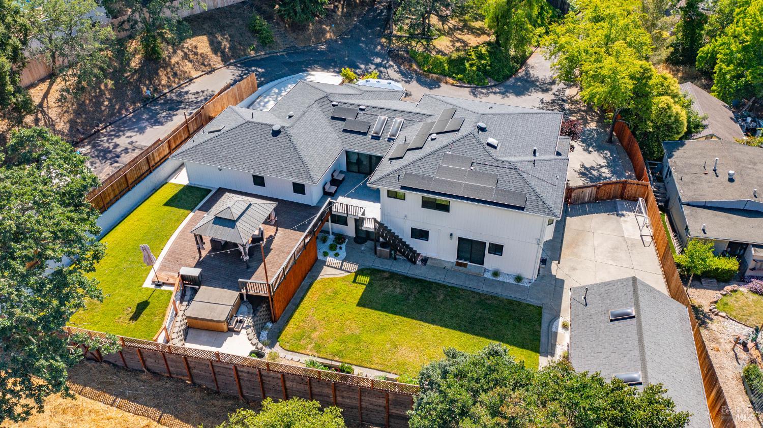 Detail Gallery Image 63 of 91 For 1081 Tamarisk Dr a,  Napa,  CA 94559 - 4 Beds | 3/1 Baths