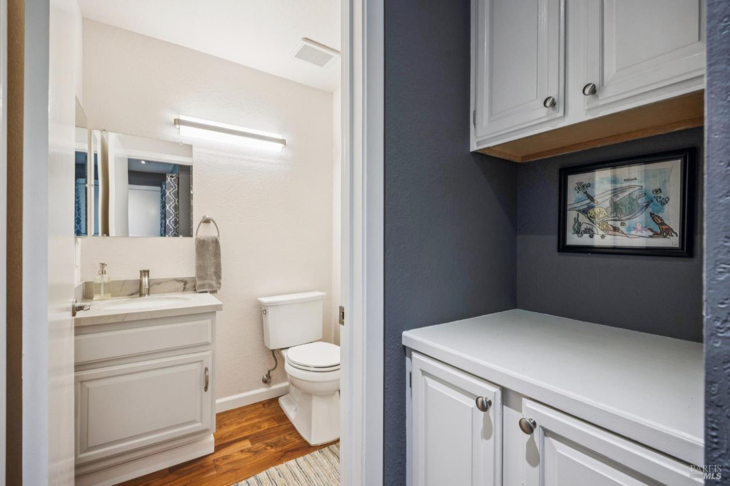 Detail Gallery Image 13 of 32 For 166 Pelican Ln, Novato,  CA 94949 - 4 Beds | 2/1 Baths