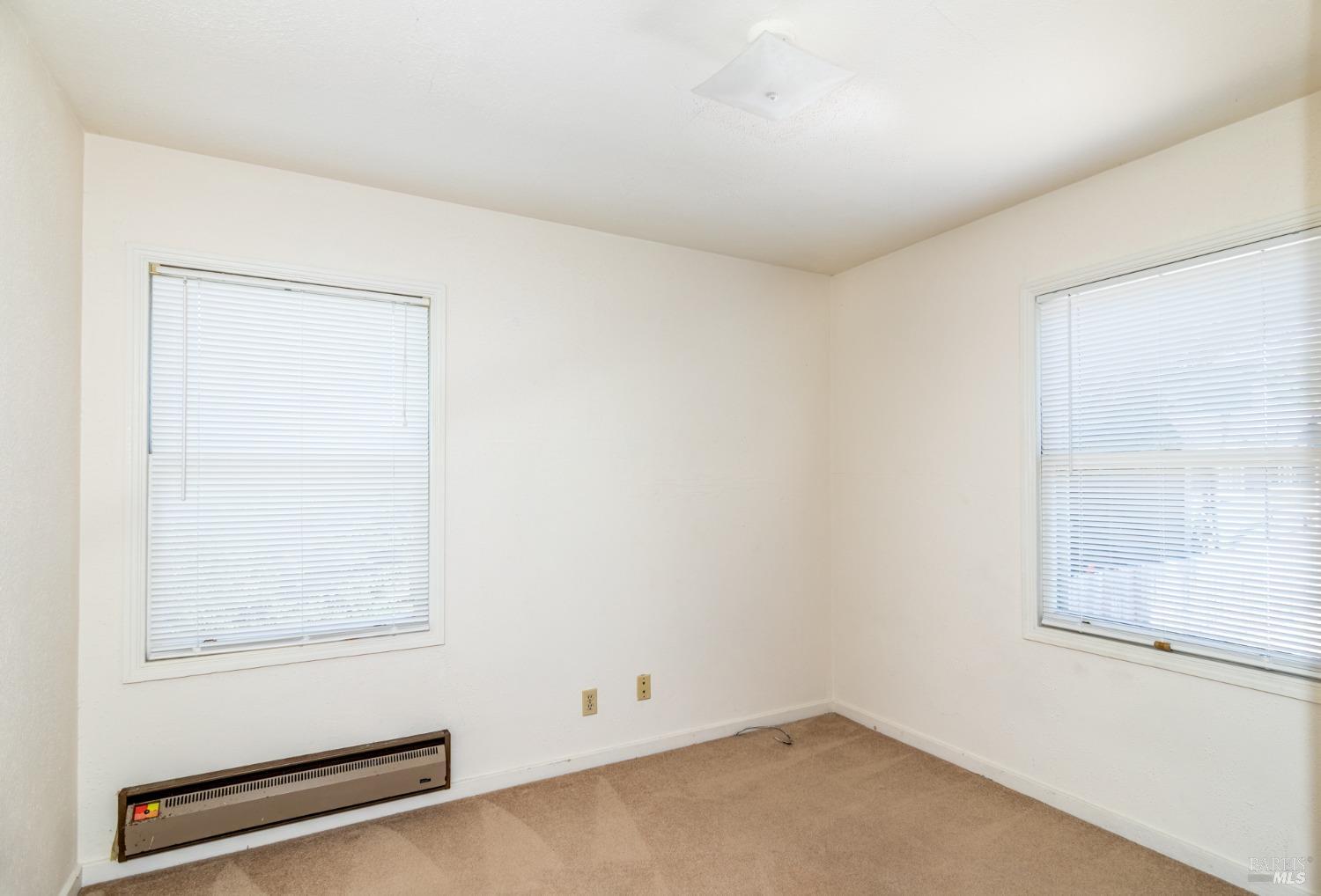 Detail Gallery Image 23 of 30 For 821 Healdsburg Ave, Healdsburg,  CA 95448 - – Beds | – Baths