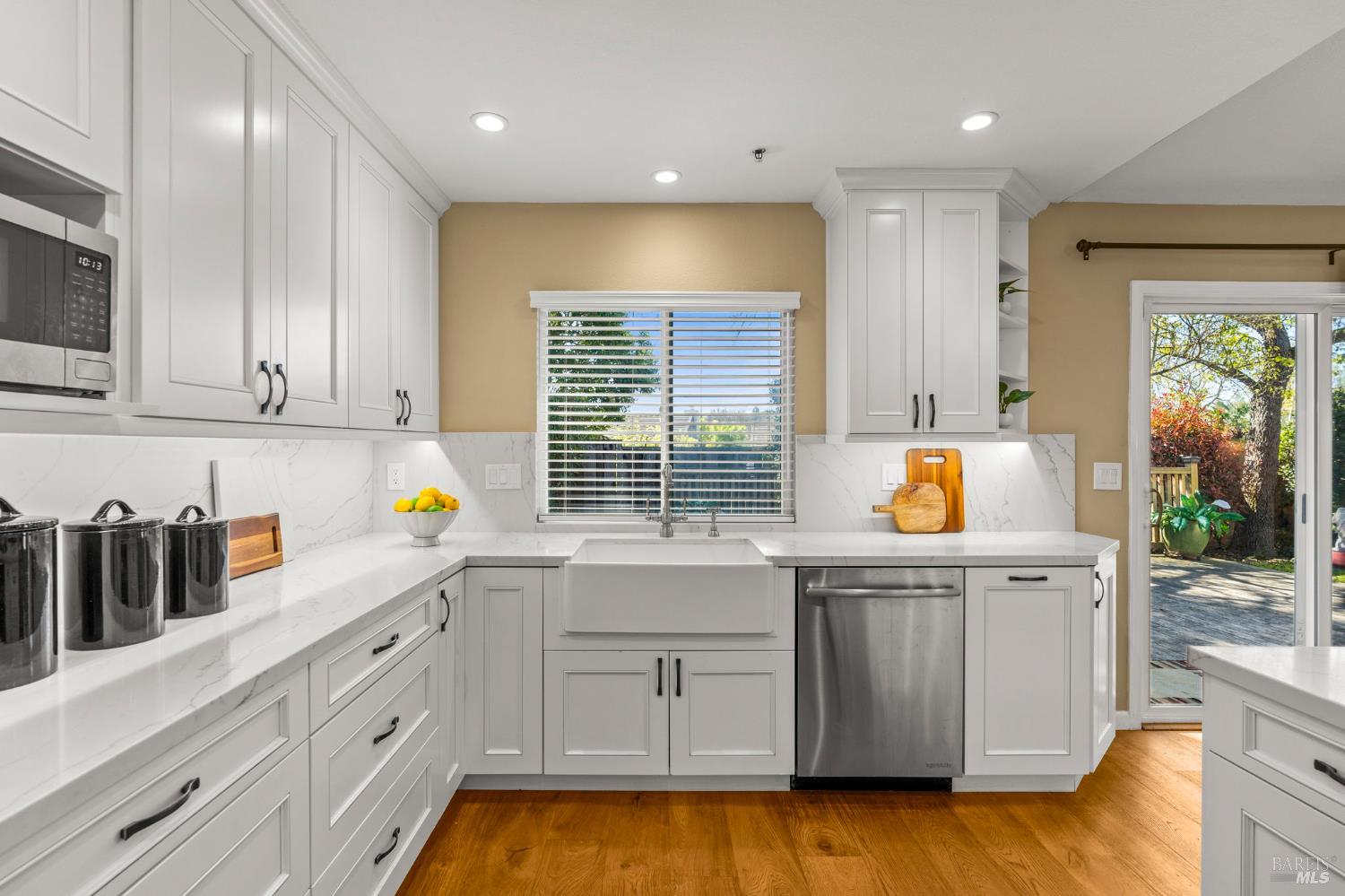 Detail Gallery Image 18 of 56 For 3321 Stratford Ct, Napa,  CA 94558 - 3 Beds | 2 Baths