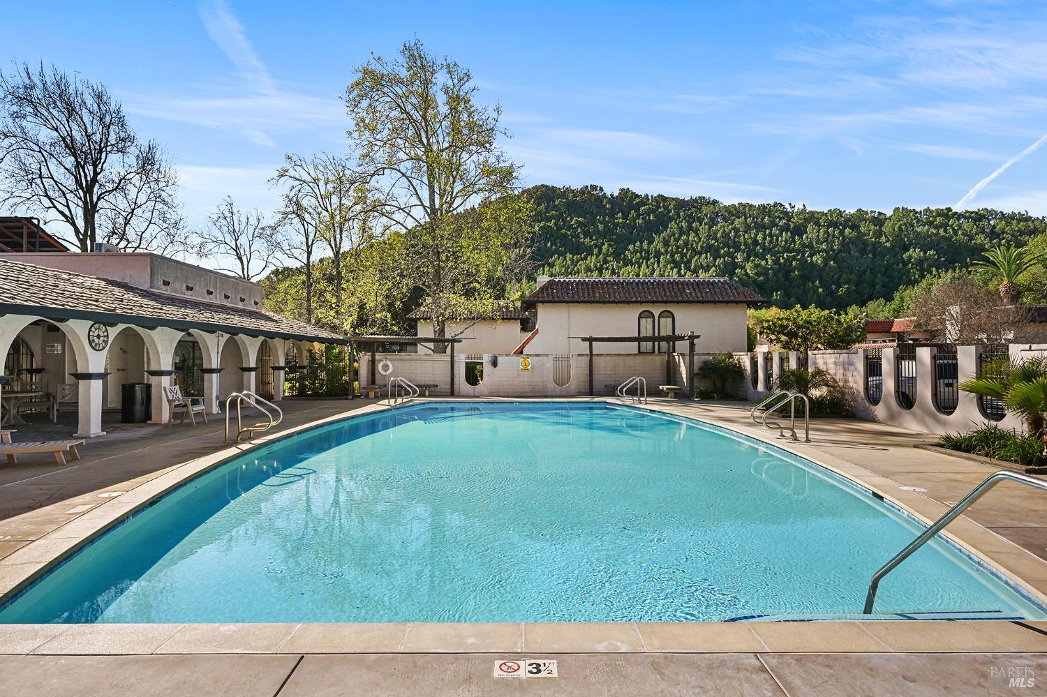 Detail Gallery Image 37 of 37 For 91 Grande Paseo Unkn, San Rafael,  CA 94903 - 4 Beds | 2/1 Baths