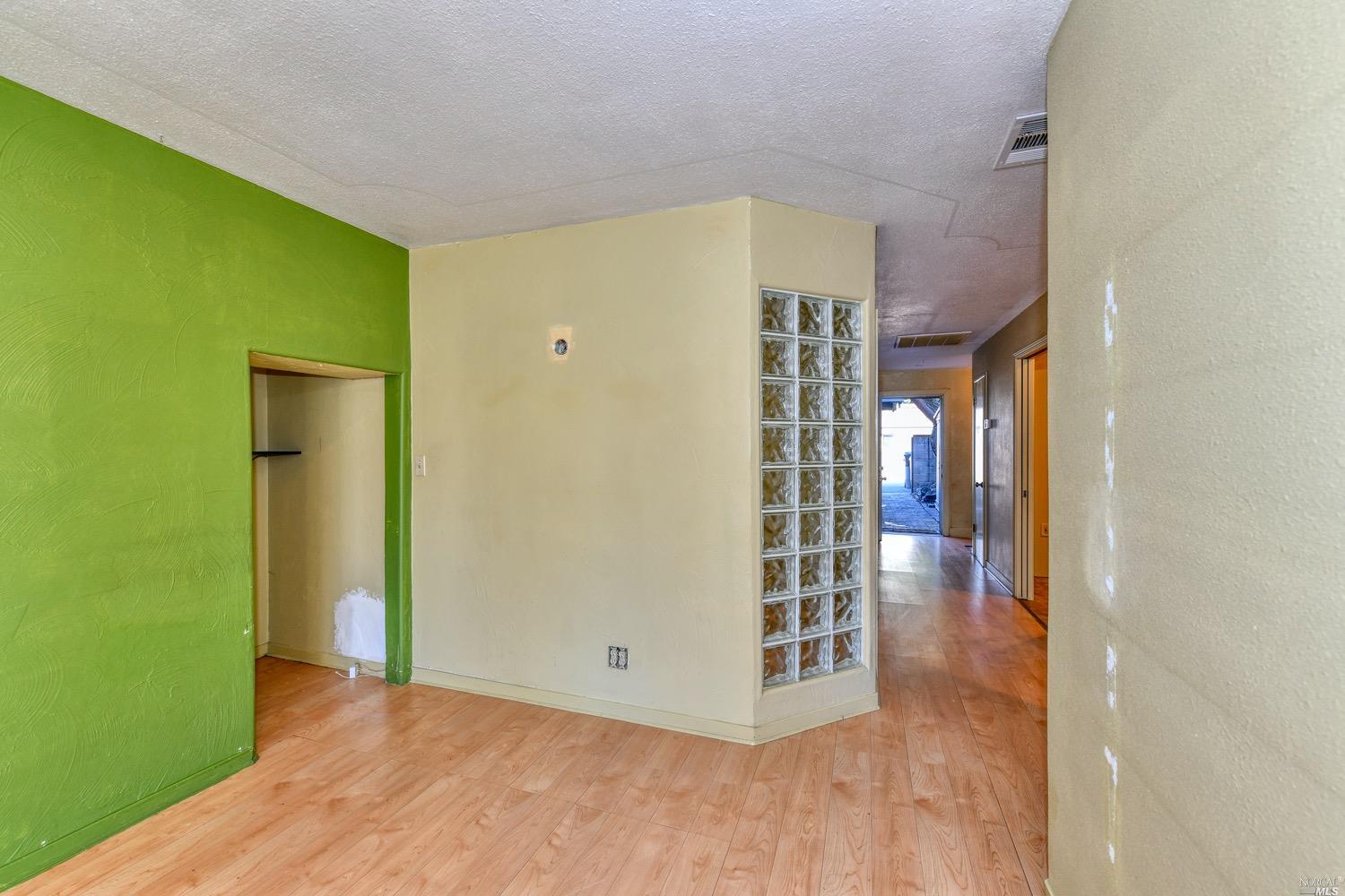 Detail Gallery Image 46 of 59 For 1519 Main St, Napa,  CA 94559 - – Beds | – Baths