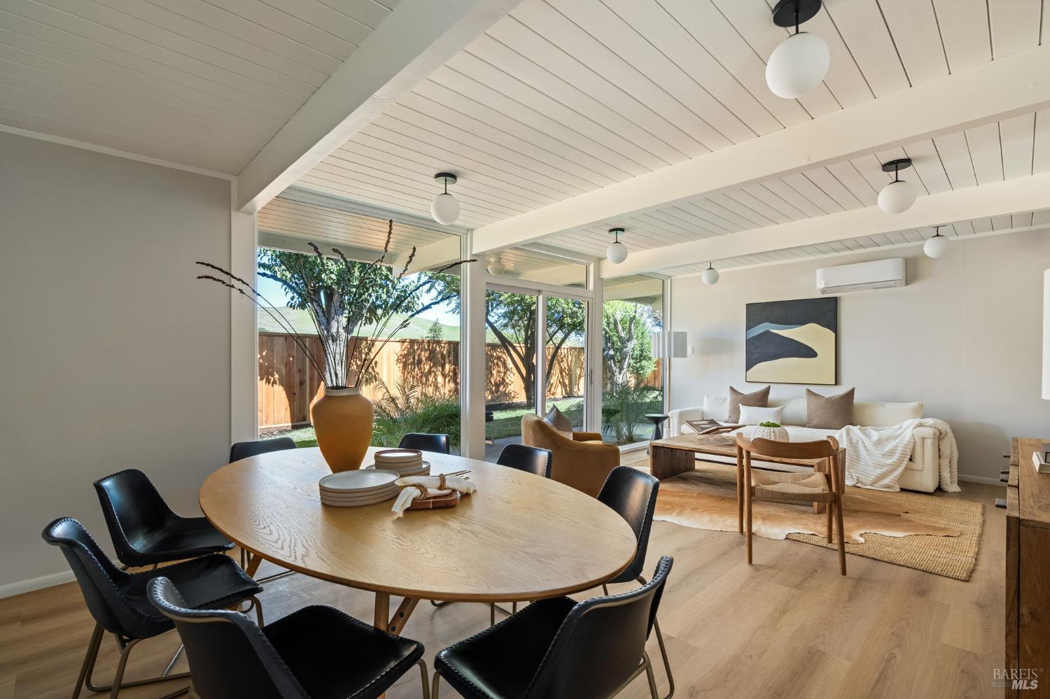 Detail Gallery Image 12 of 27 For 776 Montecillo Rd, San Rafael,  CA 94903 - 3 Beds | 2 Baths