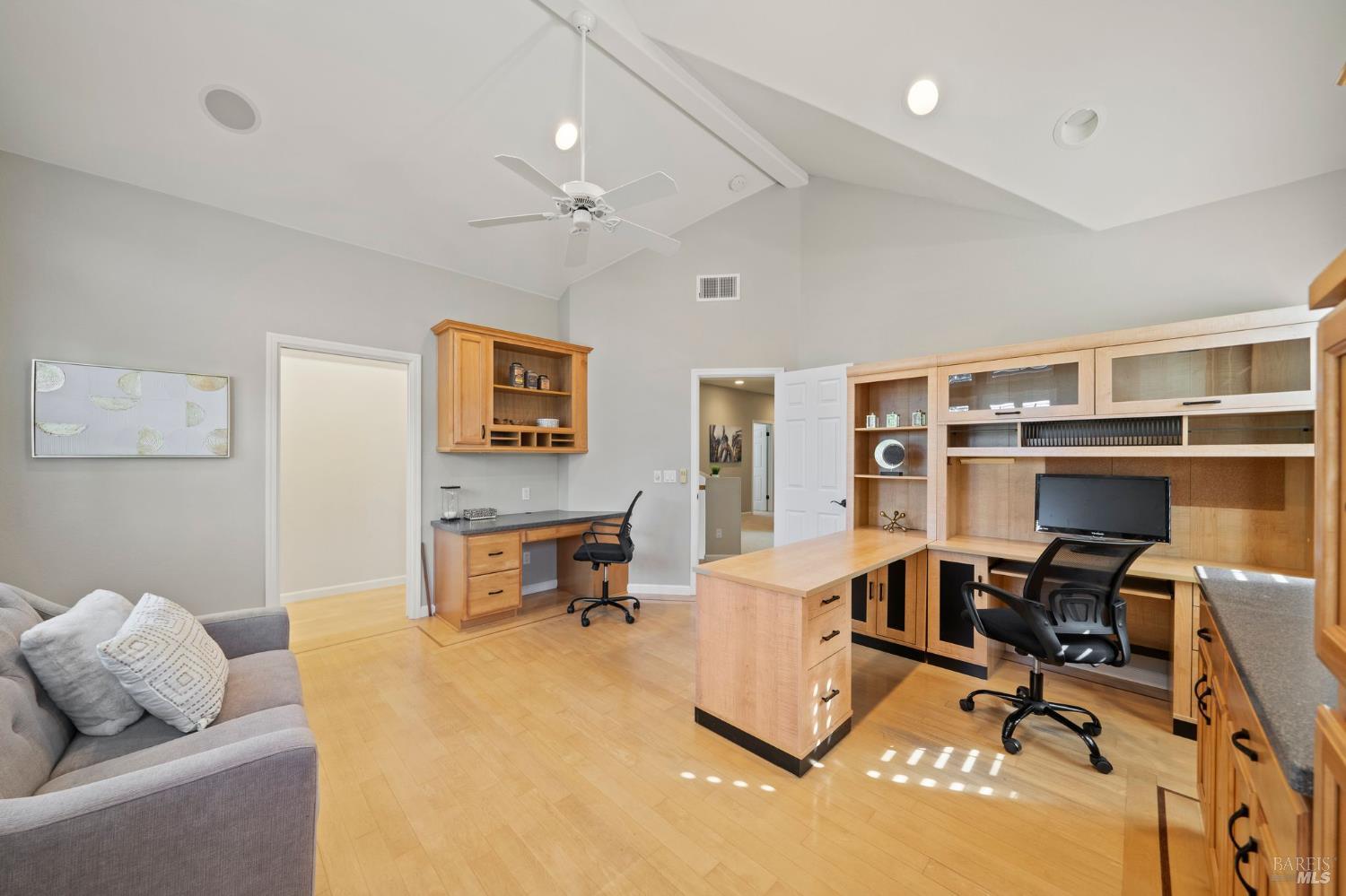 Detail Gallery Image 49 of 72 For 4706 Devonshire Pl, Santa Rosa,  CA 95405 - 5 Beds | 3 Baths