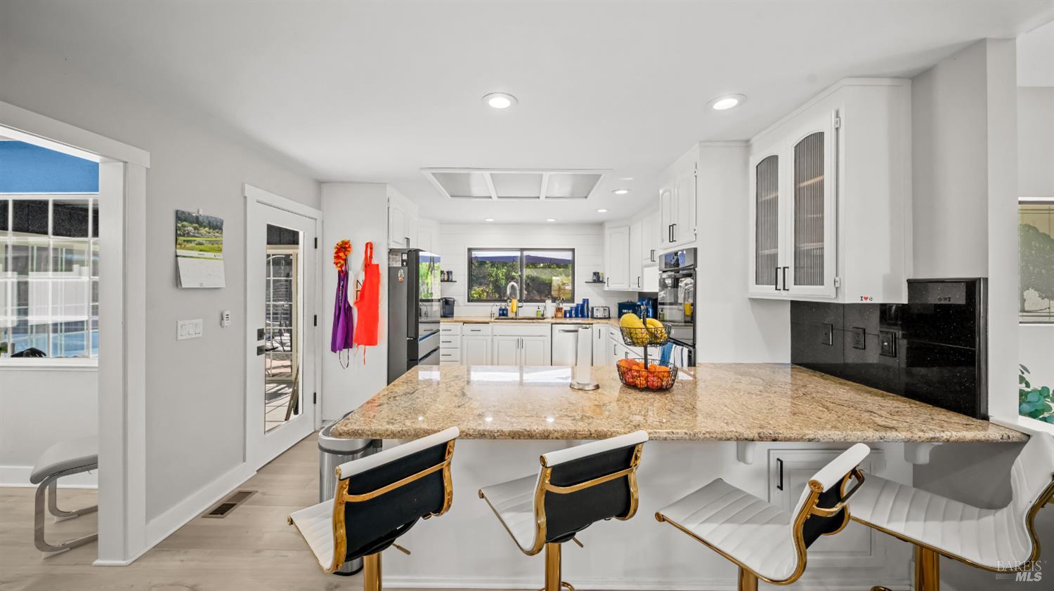 Detail Gallery Image 19 of 91 For 1081 Tamarisk Dr a,  Napa,  CA 94559 - 4 Beds | 3/1 Baths