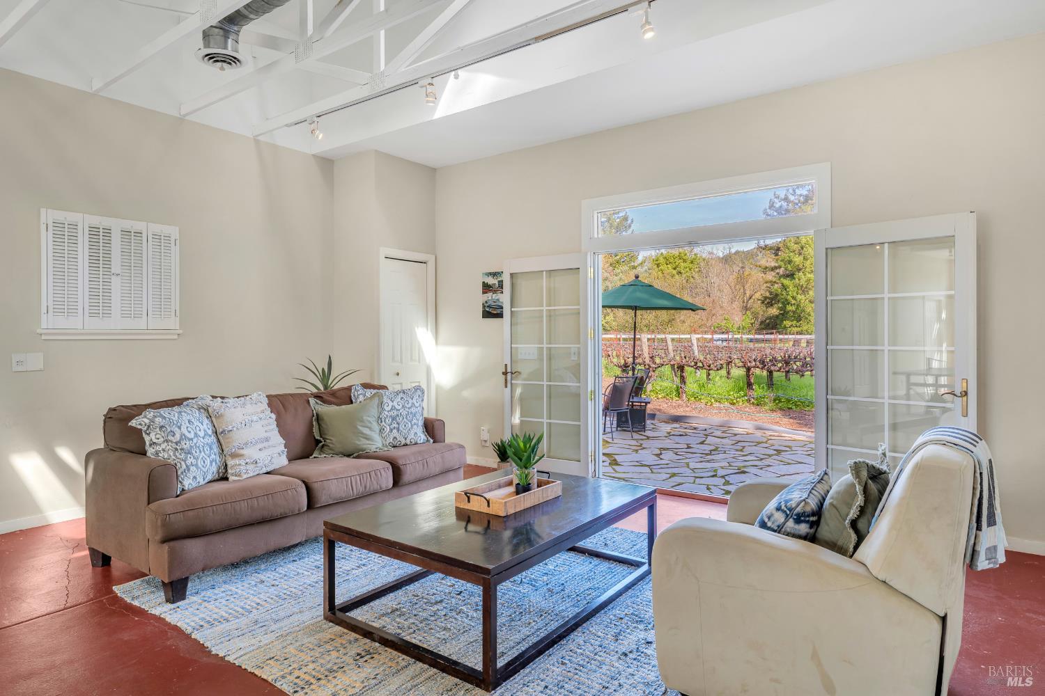 Detail Gallery Image 27 of 41 For 8854 Egg Farm Ln, Kenwood,  CA 95452 - 5 Beds | 3 Baths