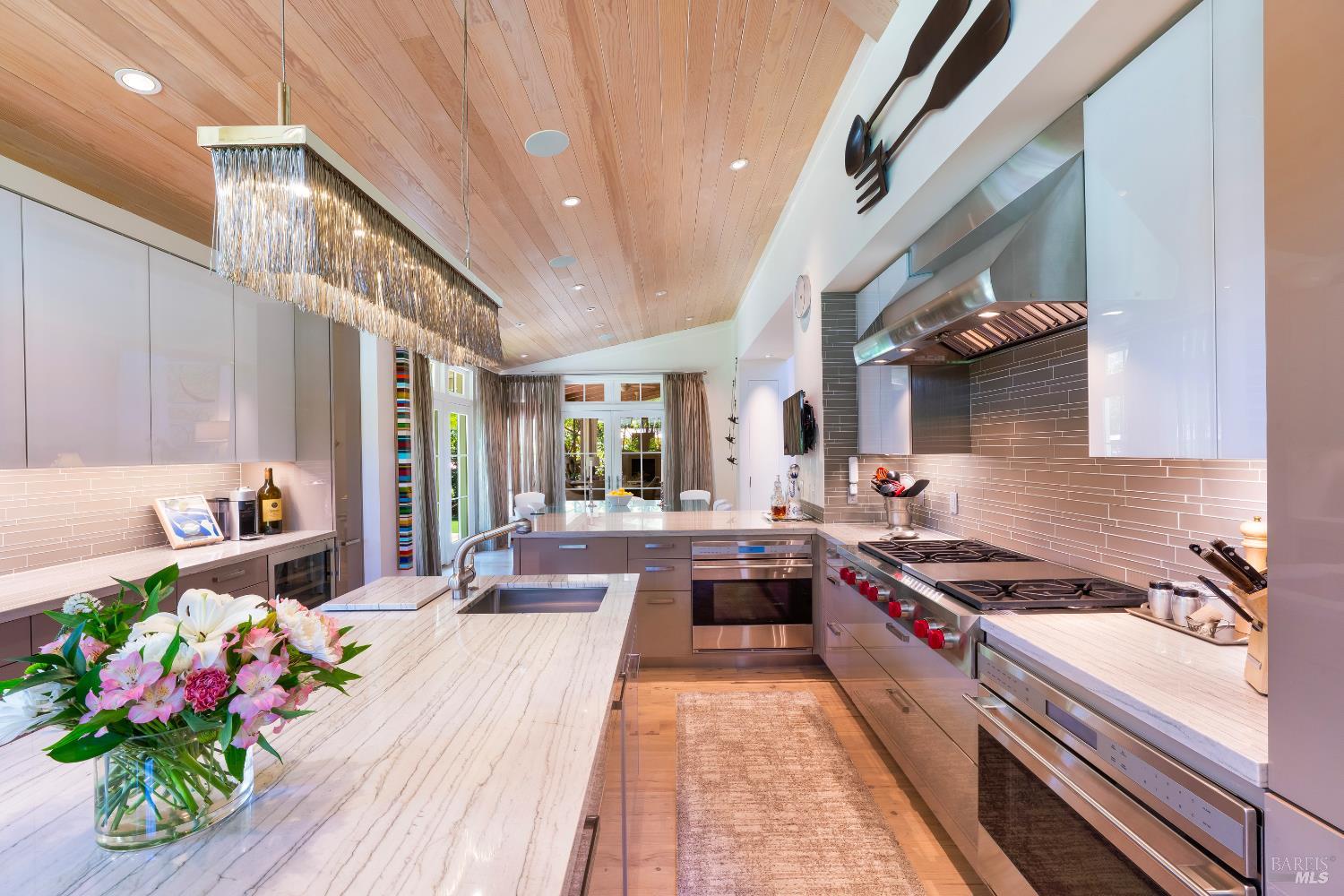 Detail Gallery Image 15 of 52 For 1551 Spring St, Saint Helena,  CA 94574 - 4 Beds | 4/1 Baths