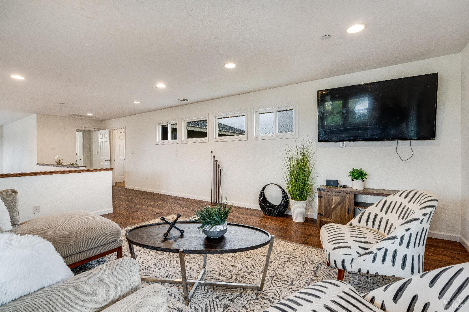 Detail Gallery Image 30 of 42 For 2108 Imola Ave a,  Napa,  CA 94559 - 3 Beds | 0 Baths