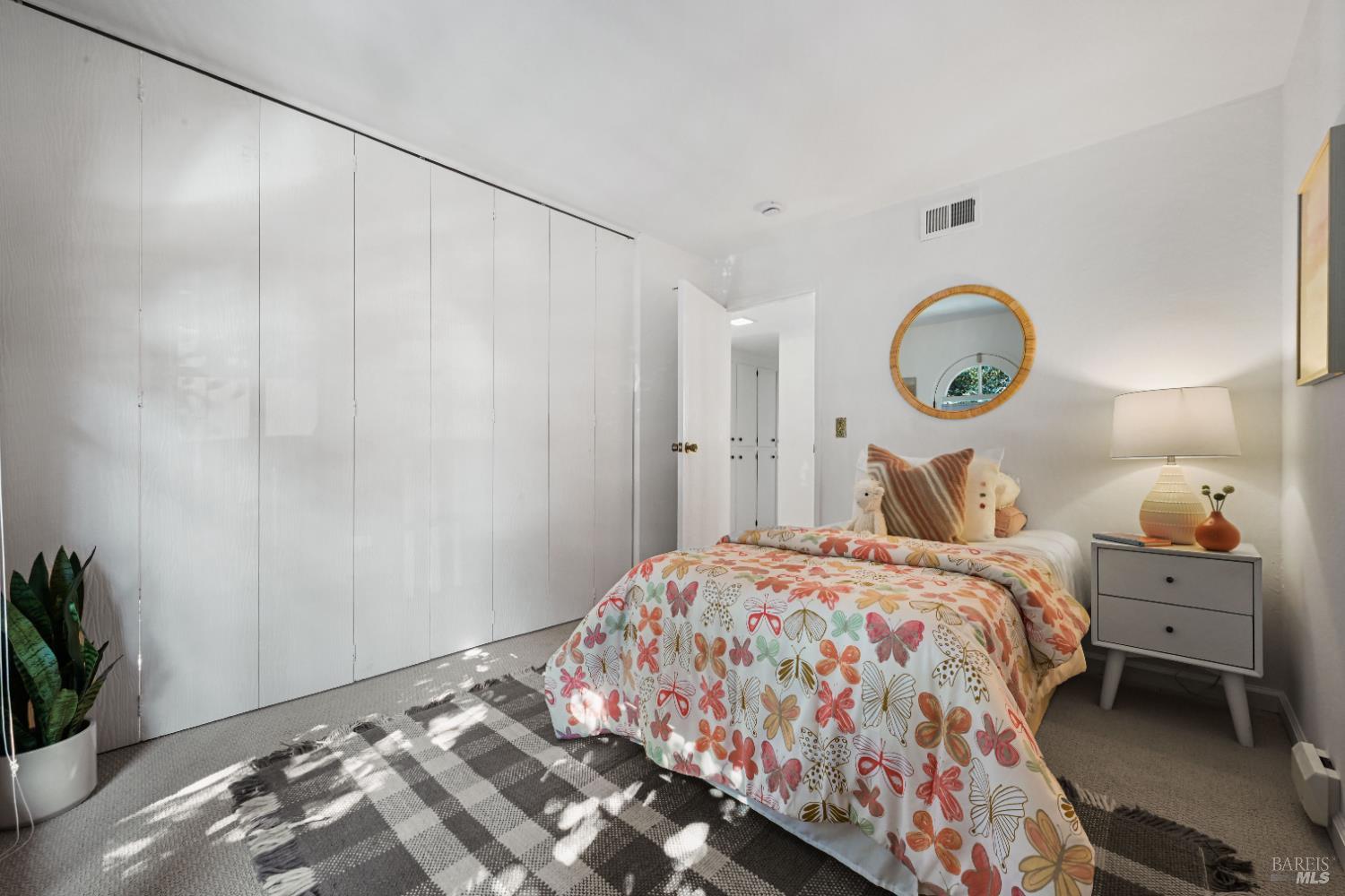 Detail Gallery Image 32 of 37 For 91 Grande Paseo Unkn, San Rafael,  CA 94903 - 4 Beds | 2/1 Baths