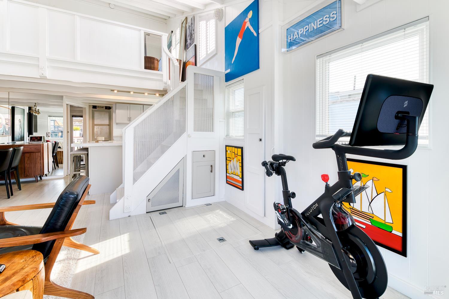 Detail Gallery Image 11 of 34 For 17 East Pier Unkn, Sausalito,  CA 94965 - 2 Beds | 1 Baths