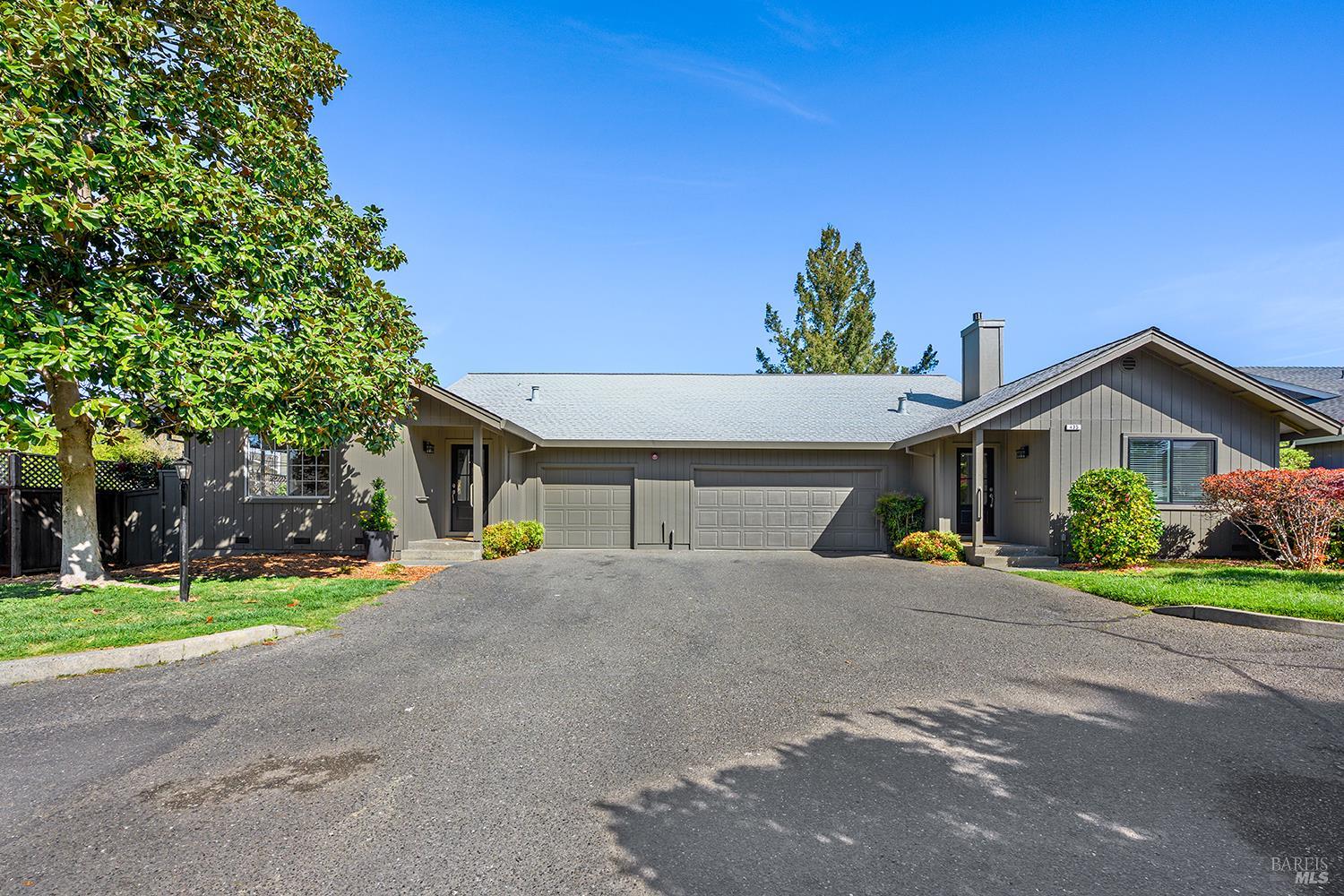 Detail Gallery Image 45 of 51 For 435 University St, Healdsburg,  CA 95448 - 4 Beds | 4 Baths