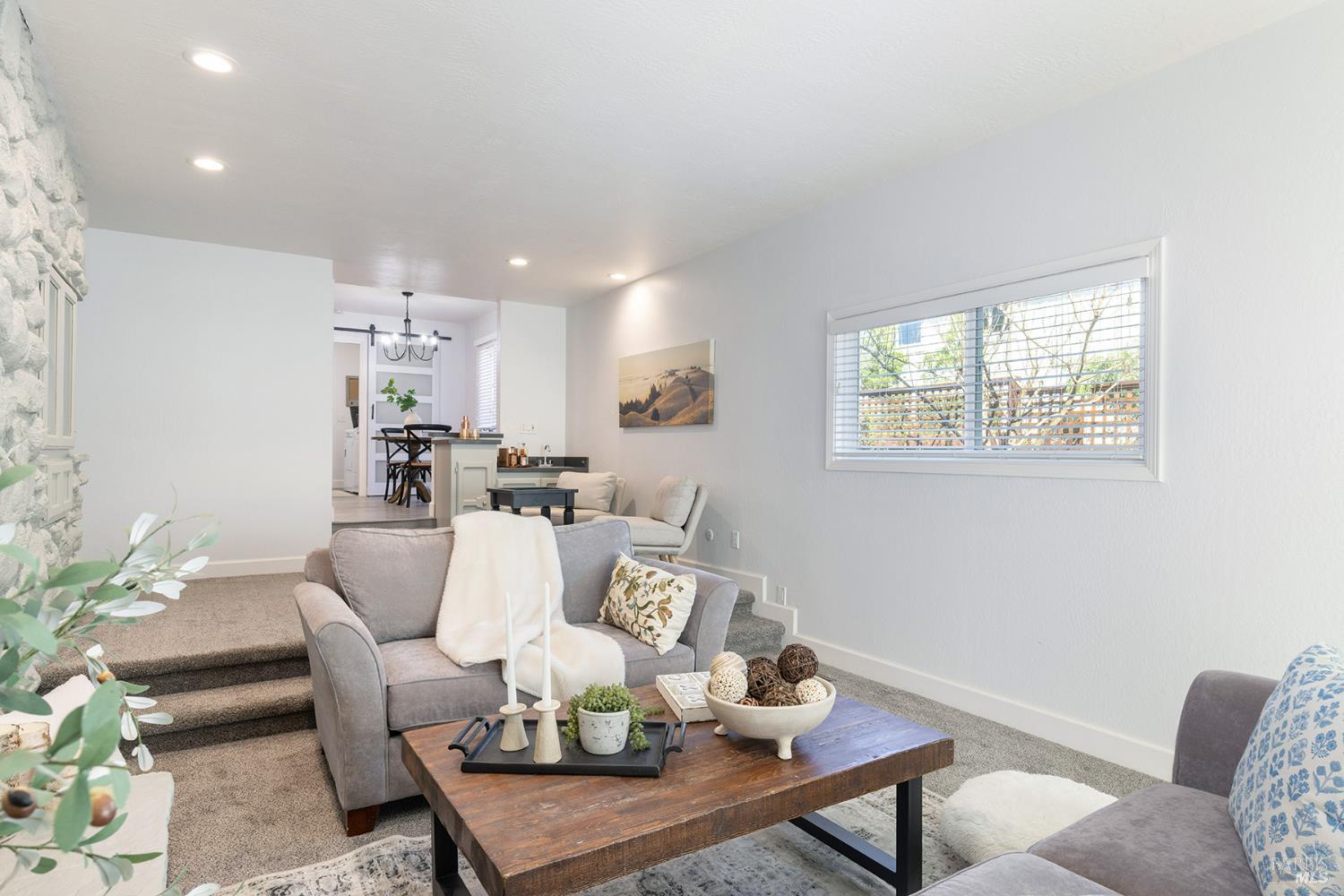 Detail Gallery Image 12 of 46 For 19 Inverness Dr, Napa,  CA 94558 - 3 Beds | 2/1 Baths