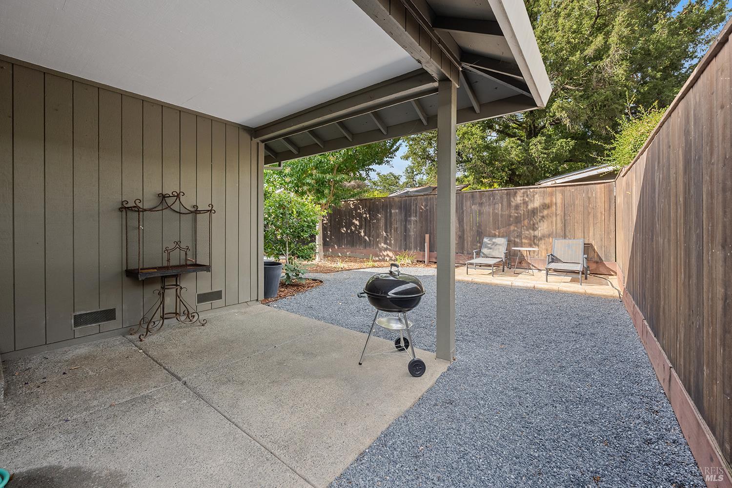 Detail Gallery Image 51 of 51 For 435 University St, Healdsburg,  CA 95448 - 4 Beds | 4 Baths