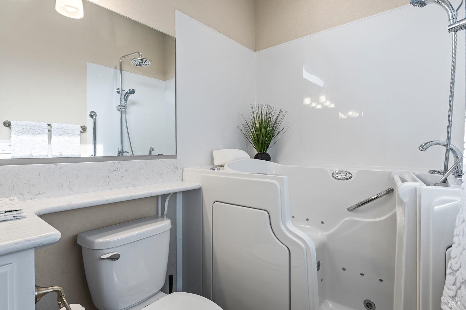 Detail Gallery Image 42 of 44 For 343 Silver Ridge Dr, Rio Vista,  CA 94571 - 2 Beds | 2 Baths