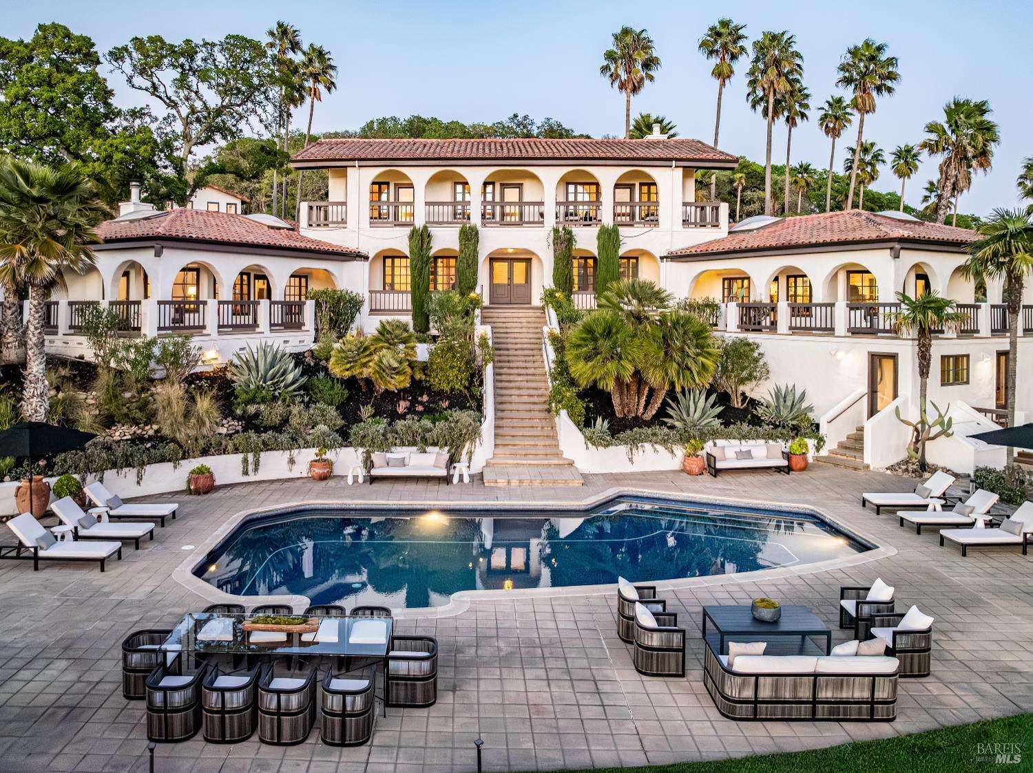 Detail Gallery Image 31 of 56 For 4377 Warm Springs Rd, Glen Ellen,  CA 95442 - 4 Beds | 8/2 Baths