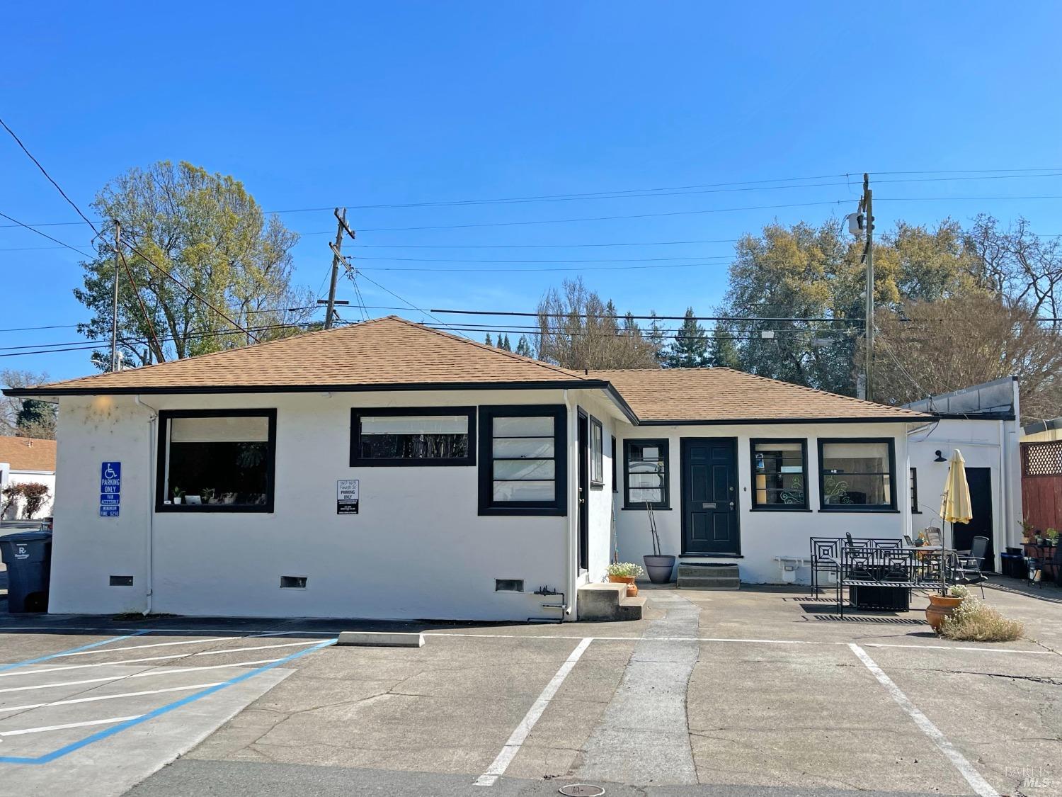 Detail Gallery Image 11 of 37 For 1617 4th St, Santa Rosa,  CA 95404 - – Beds | – Baths