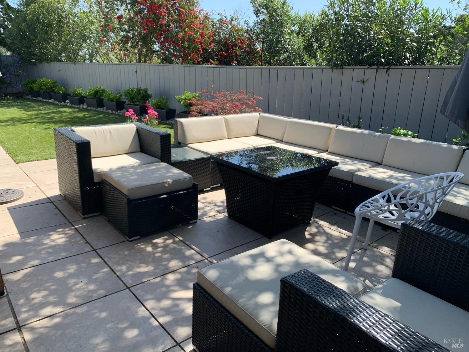 Detail Gallery Image 60 of 87 For 212 Eaton Ct, Benicia,  CA 94510 - 3 Beds | 2 Baths