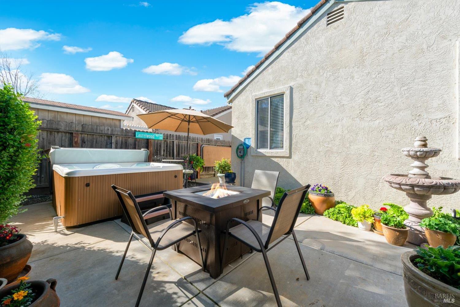 Detail Gallery Image 63 of 87 For 207 Laurelwood Way, Vacaville,  CA 95687 - 3 Beds | 2 Baths