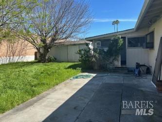 Detail Gallery Image 19 of 23 For 101 Arlington Dr, Petaluma,  CA 94952 - 3 Beds | 2 Baths