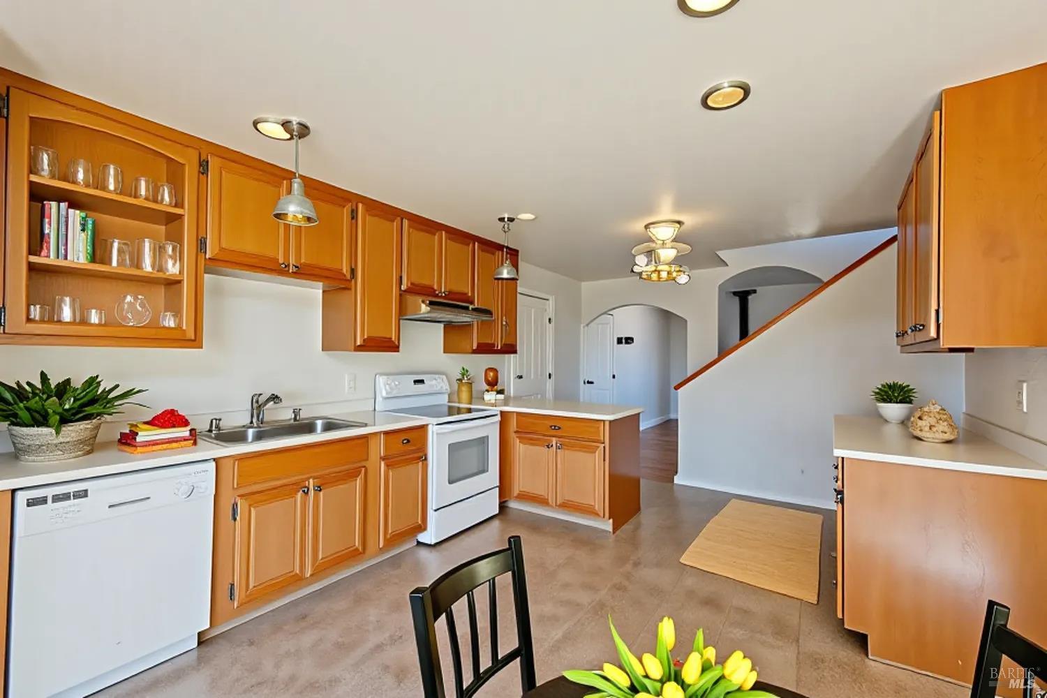 Detail Gallery Image 3 of 21 For 27841 Poppy Dr, Willits,  CA 95490 - 3 Beds | 2 Baths