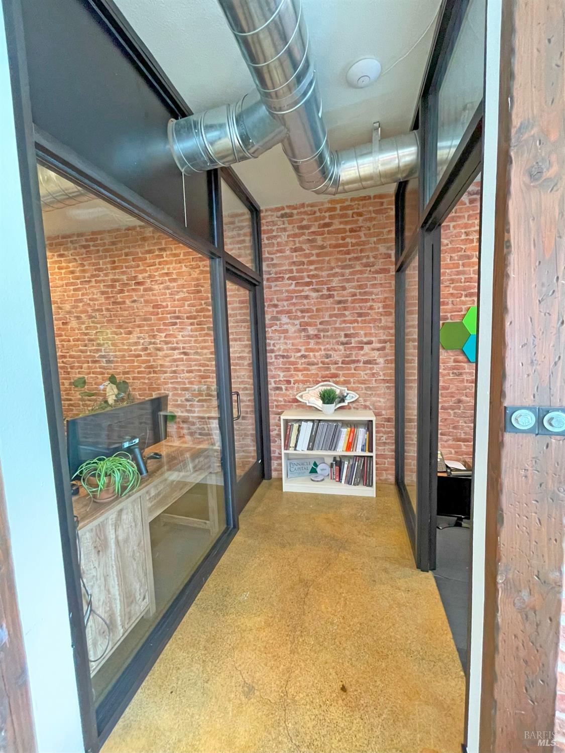 Detail Gallery Image 31 of 37 For 1617 4th St, Santa Rosa,  CA 95404 - – Beds | – Baths