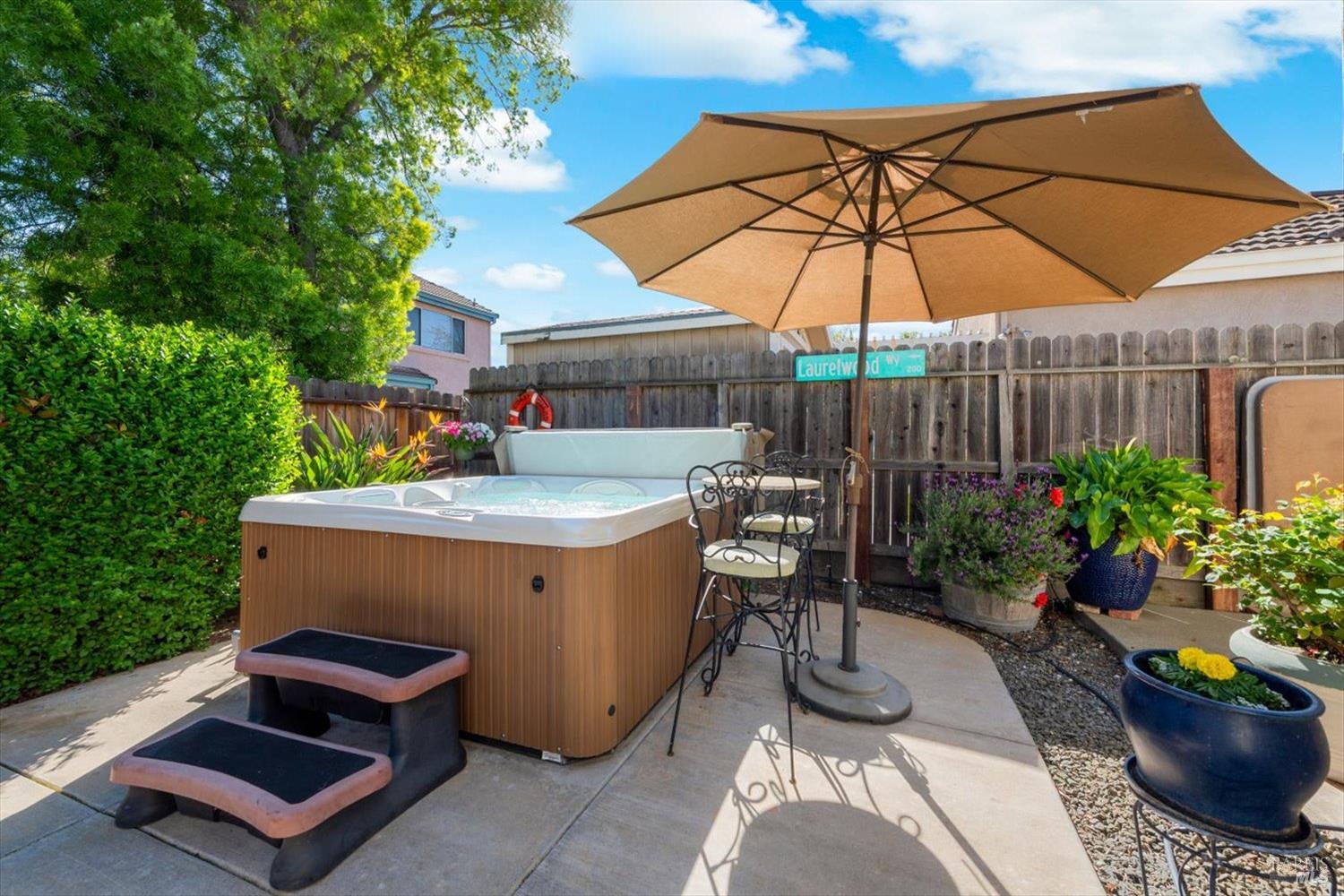 Detail Gallery Image 66 of 87 For 207 Laurelwood Way, Vacaville,  CA 95687 - 3 Beds | 2 Baths