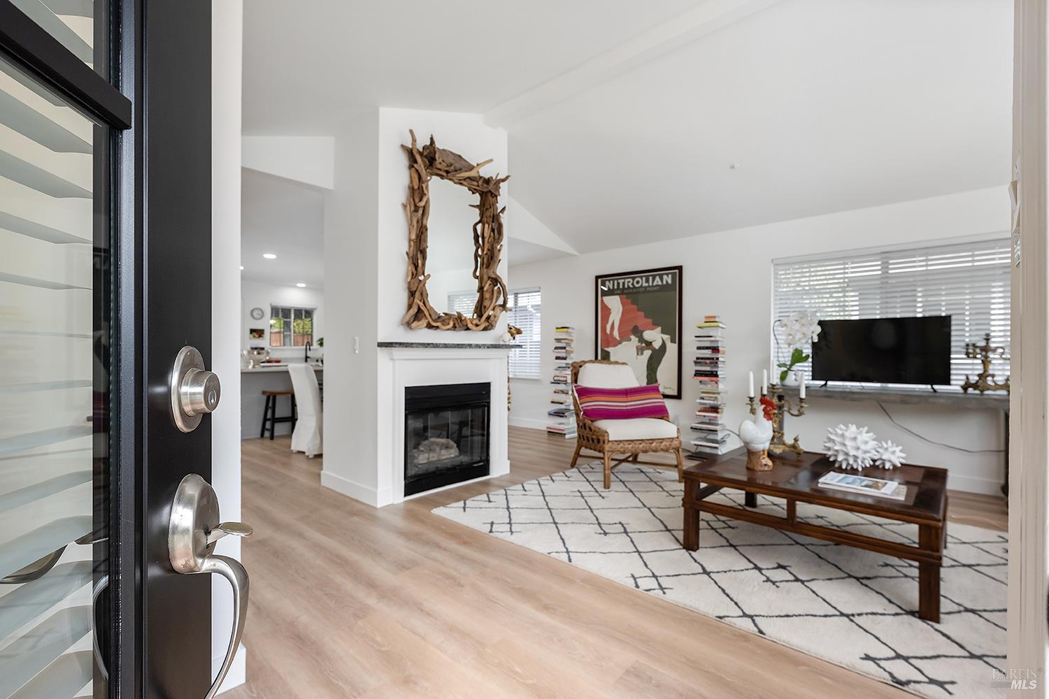 Detail Gallery Image 19 of 51 For 435 University St, Healdsburg,  CA 95448 - 4 Beds | 4 Baths