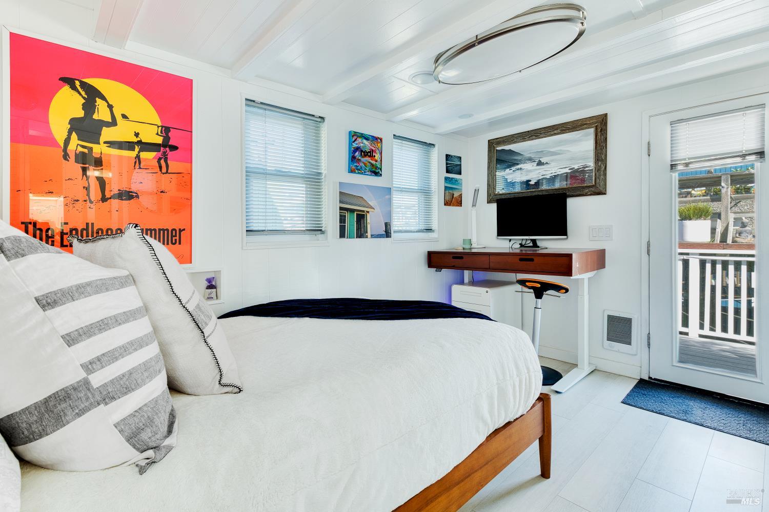 Detail Gallery Image 19 of 34 For 17 East Pier Unkn, Sausalito,  CA 94965 - 2 Beds | 1 Baths