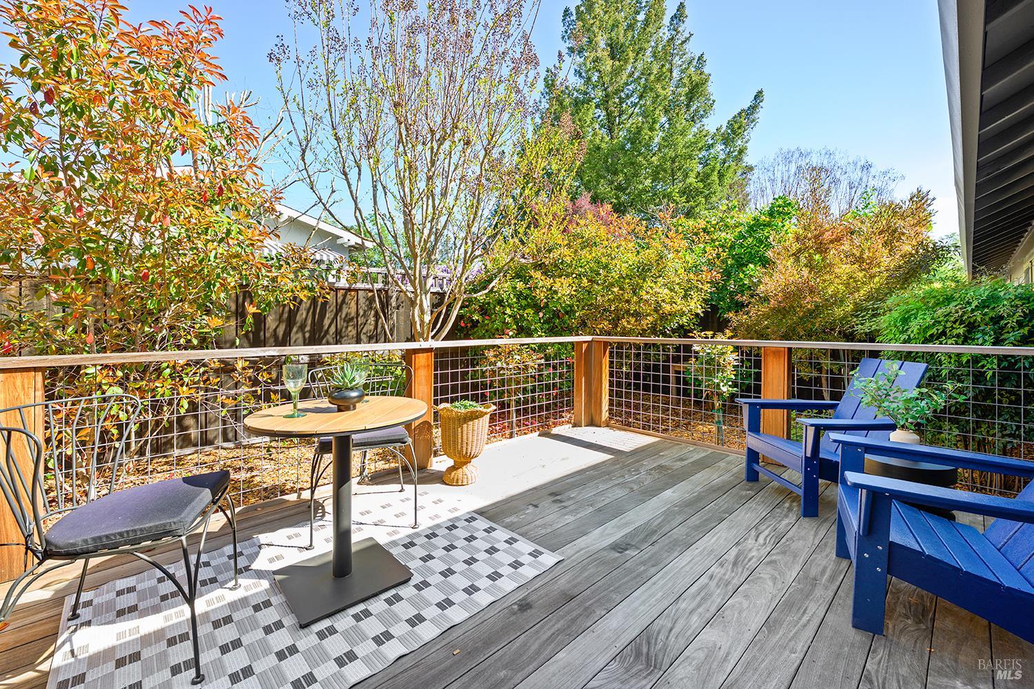 Detail Gallery Image 42 of 51 For 435 University St, Healdsburg,  CA 95448 - 4 Beds | 4 Baths