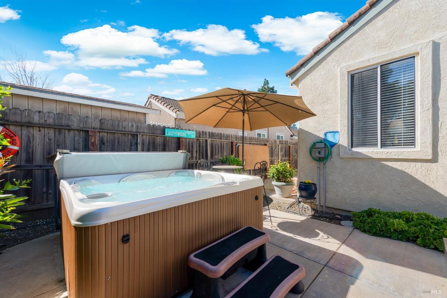 Detail Gallery Image 64 of 87 For 207 Laurelwood Way, Vacaville,  CA 95687 - 3 Beds | 2 Baths