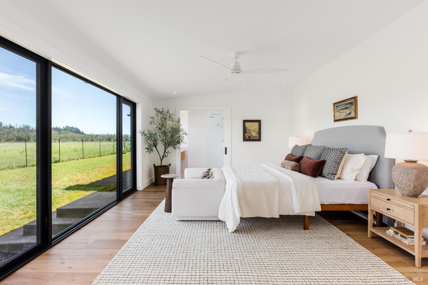 Detail Gallery Image 23 of 47 For 2998 W Dry Creek Rd, Healdsburg,  CA 95448 - 3 Beds | 3 Baths