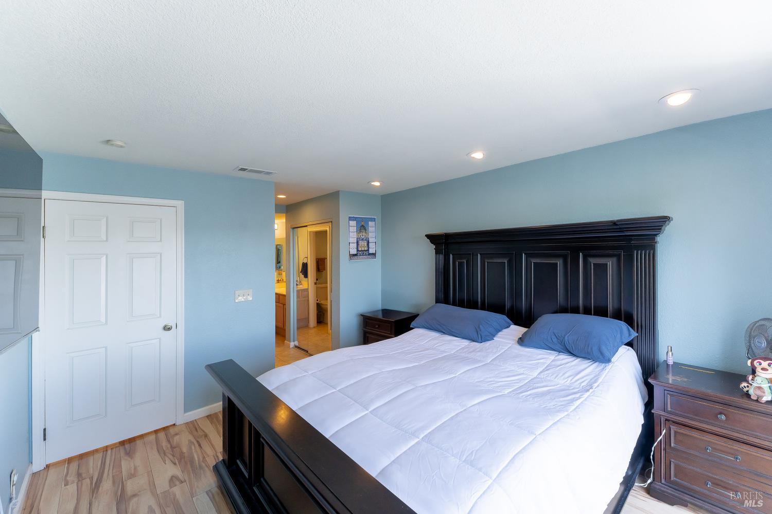 Detail Gallery Image 10 of 35 For 911 Point Reyes Ct #6,  Vallejo,  CA 94591 - 2 Beds | 2 Baths