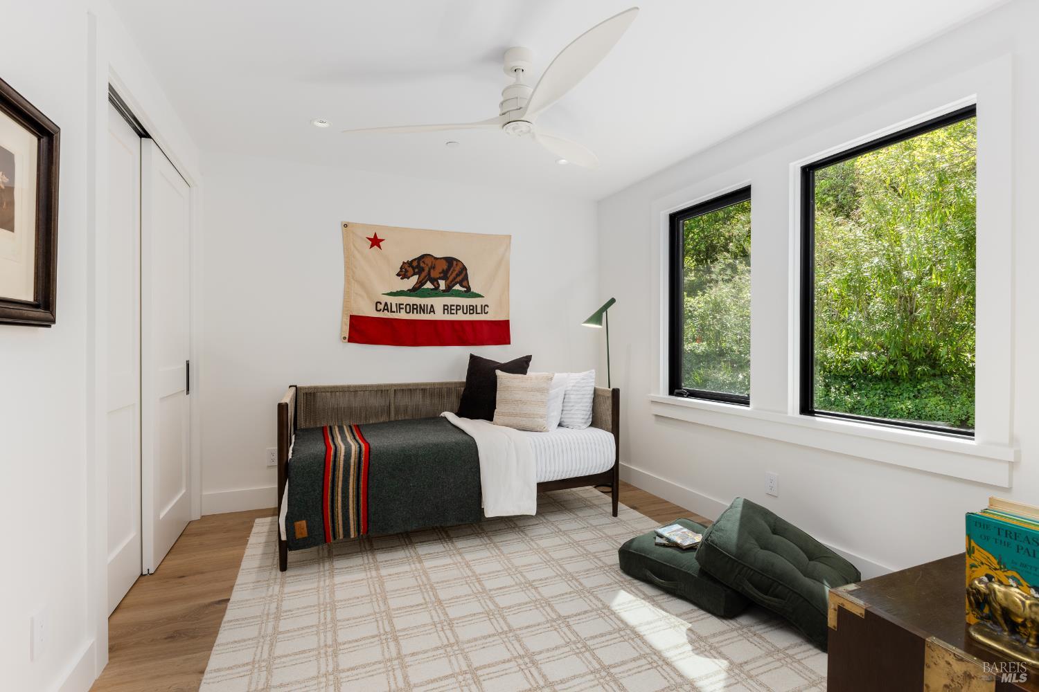 Detail Gallery Image 33 of 47 For 2998 W Dry Creek Rd, Healdsburg,  CA 95448 - 3 Beds | 3 Baths