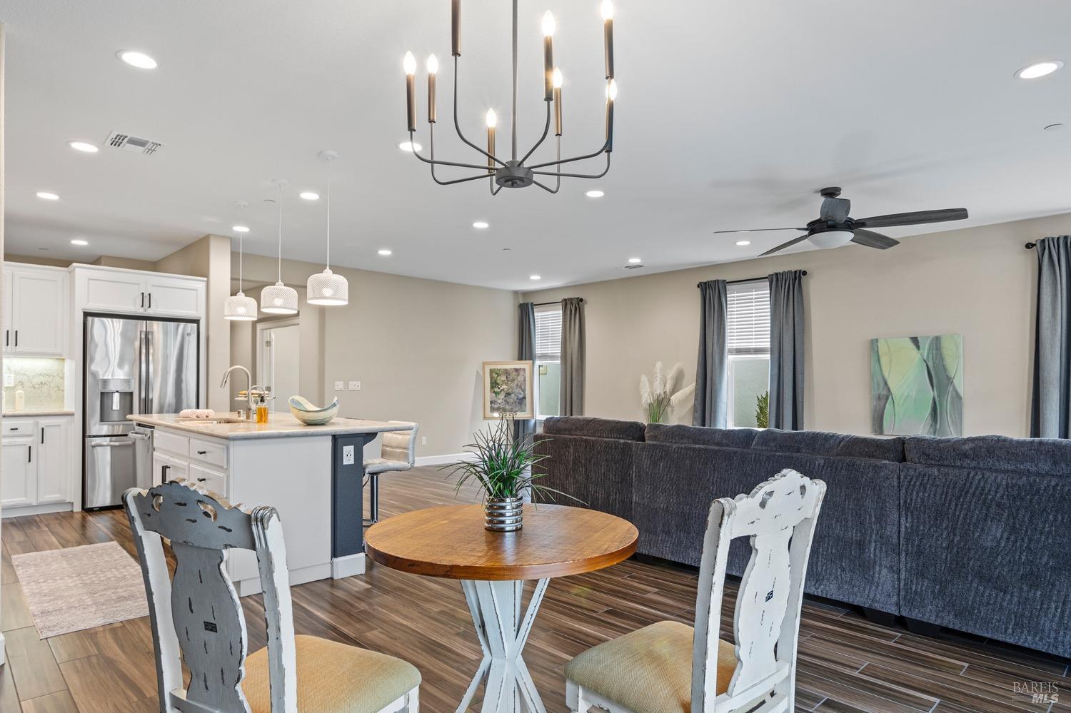 Detail Gallery Image 27 of 44 For 343 Silver Ridge Dr, Rio Vista,  CA 94571 - 2 Beds | 2 Baths