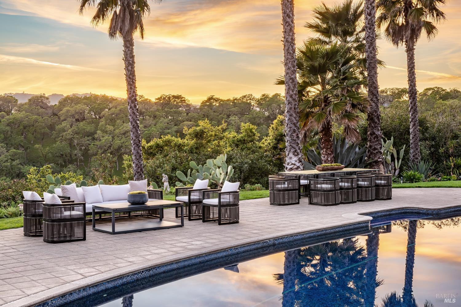 Detail Gallery Image 51 of 56 For 4377 Warm Springs Rd, Glen Ellen,  CA 95442 - 4 Beds | 8/2 Baths