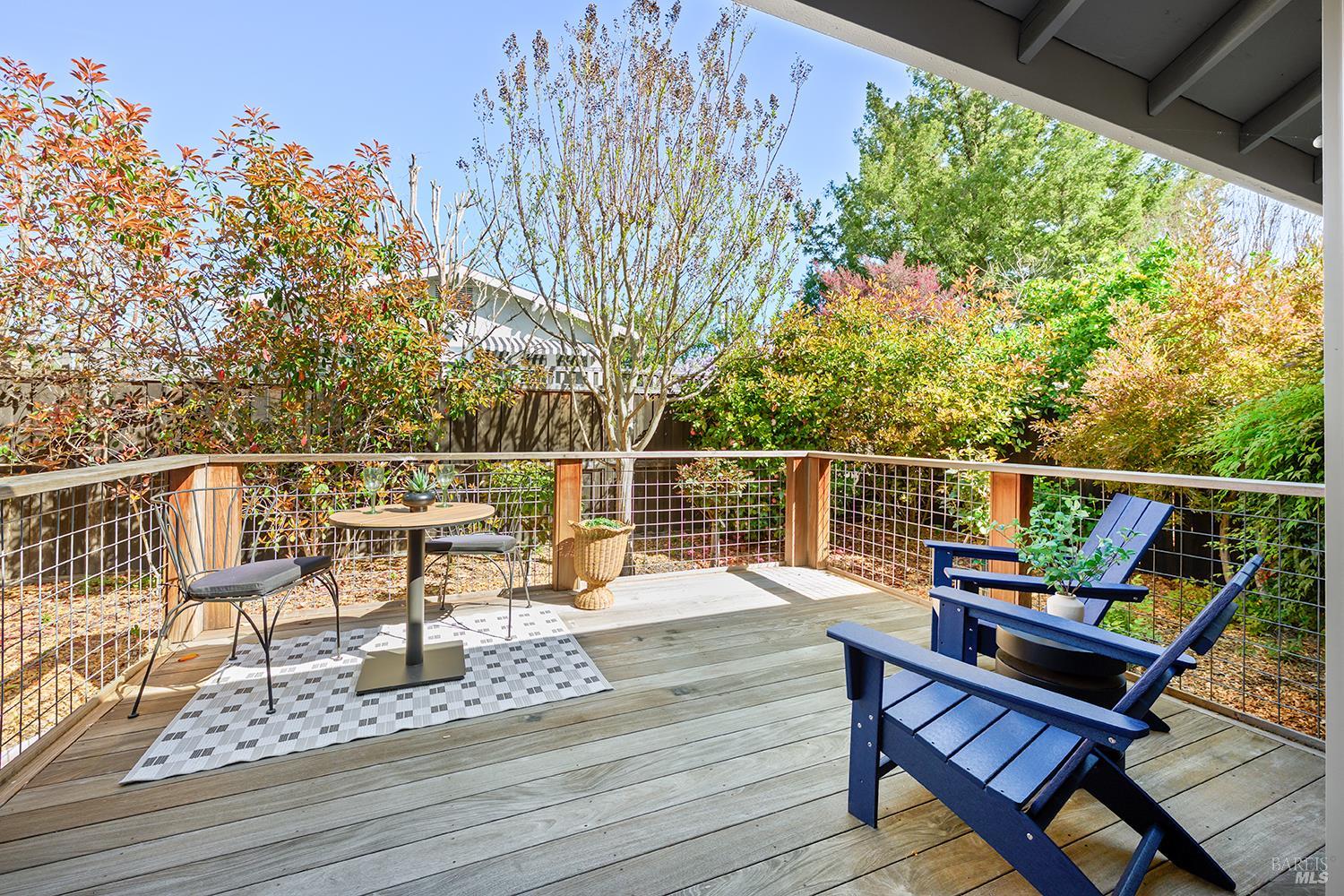 Detail Gallery Image 44 of 51 For 435 University St, Healdsburg,  CA 95448 - 4 Beds | 4 Baths