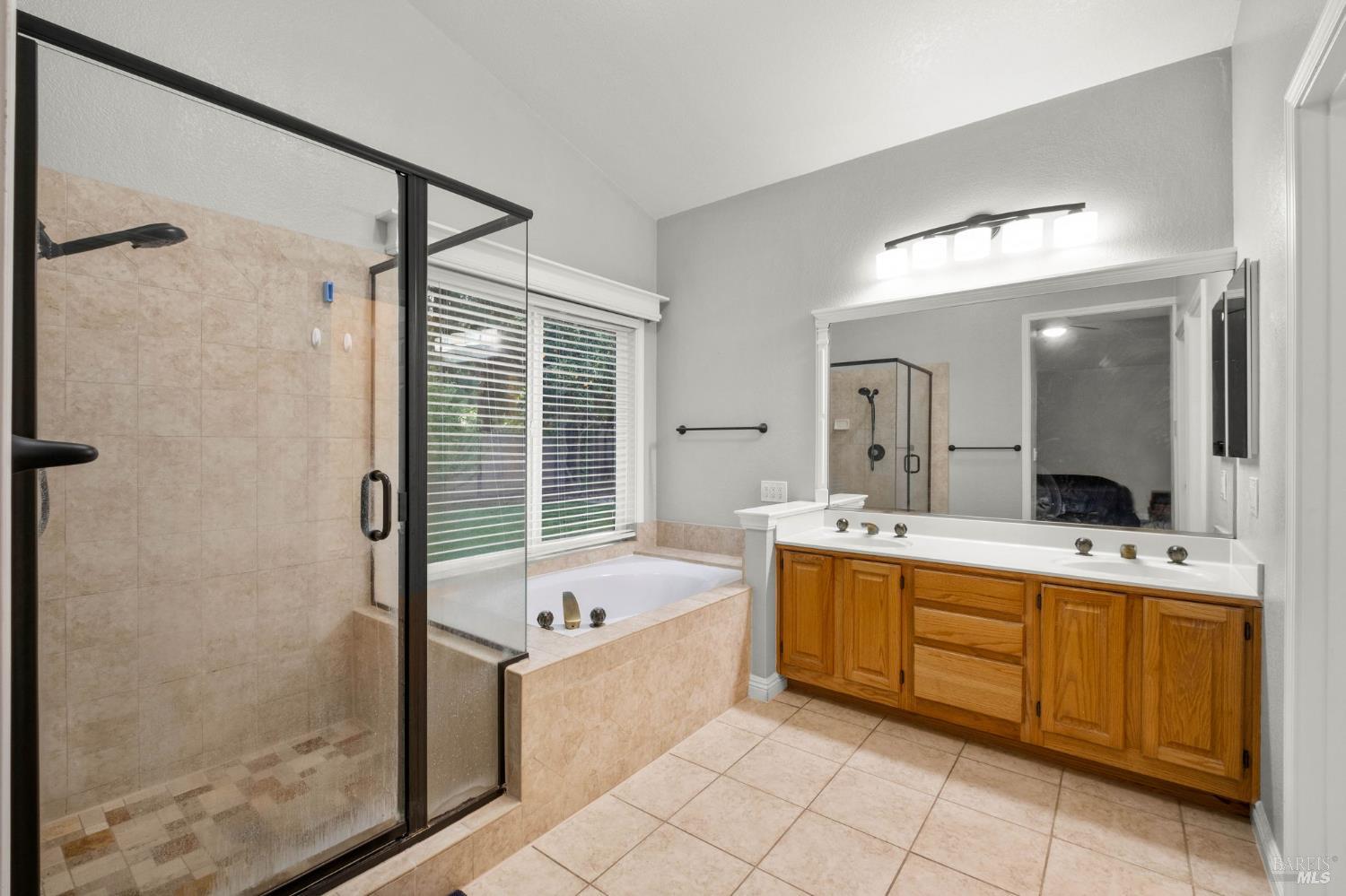Detail Gallery Image 16 of 36 For 619 Rutgers St, Vacaville,  CA 95687 - 4 Beds | 2 Baths