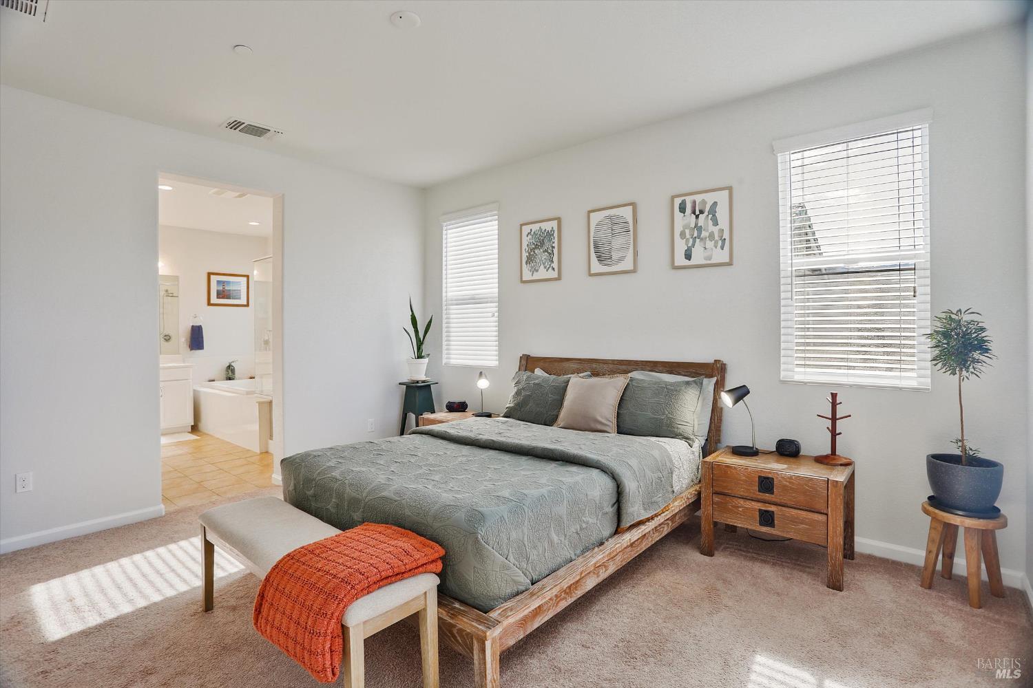 Detail Gallery Image 24 of 41 For 1417 Spur Ln, Fairfield,  CA 94533 - 4 Beds | 3 Baths