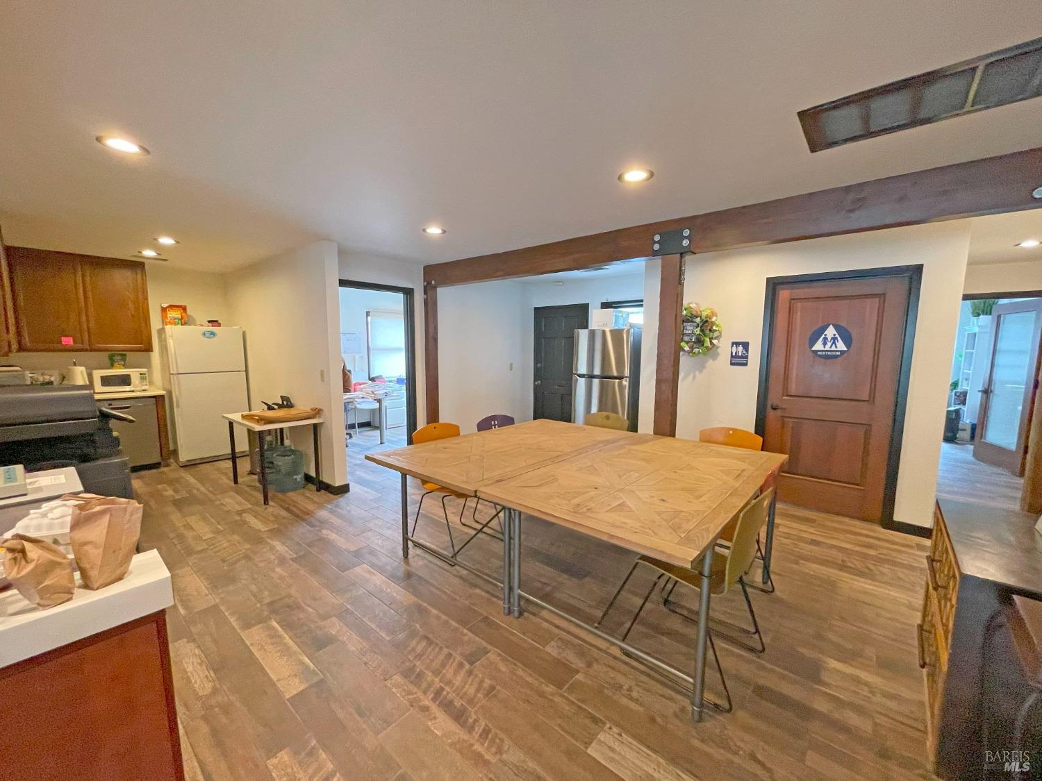 Detail Gallery Image 13 of 37 For 1617 4th St, Santa Rosa,  CA 95404 - – Beds | – Baths