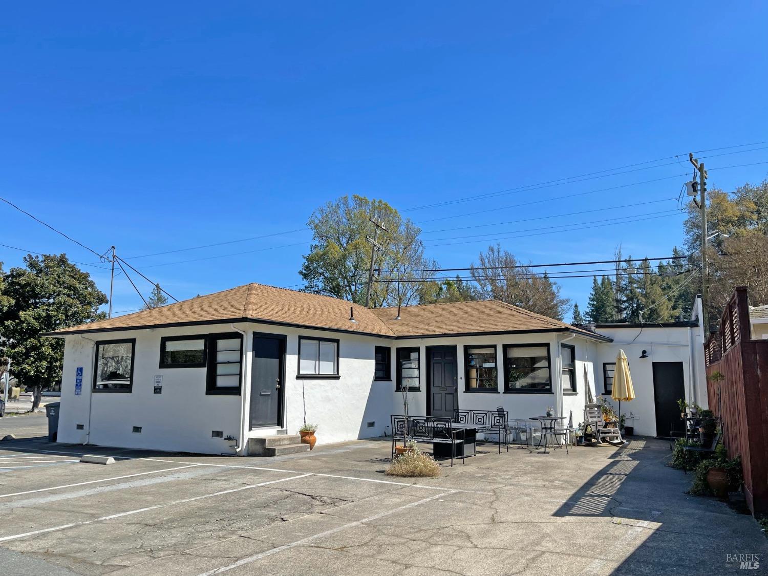 Detail Gallery Image 12 of 37 For 1617 4th St, Santa Rosa,  CA 95404 - – Beds | – Baths