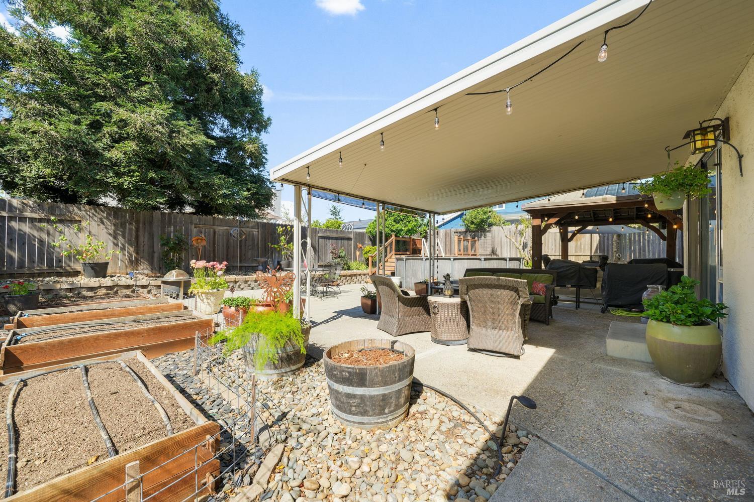 Detail Gallery Image 32 of 39 For 384 Dublin Way, Vacaville,  CA 95688 - 3 Beds | 2/1 Baths