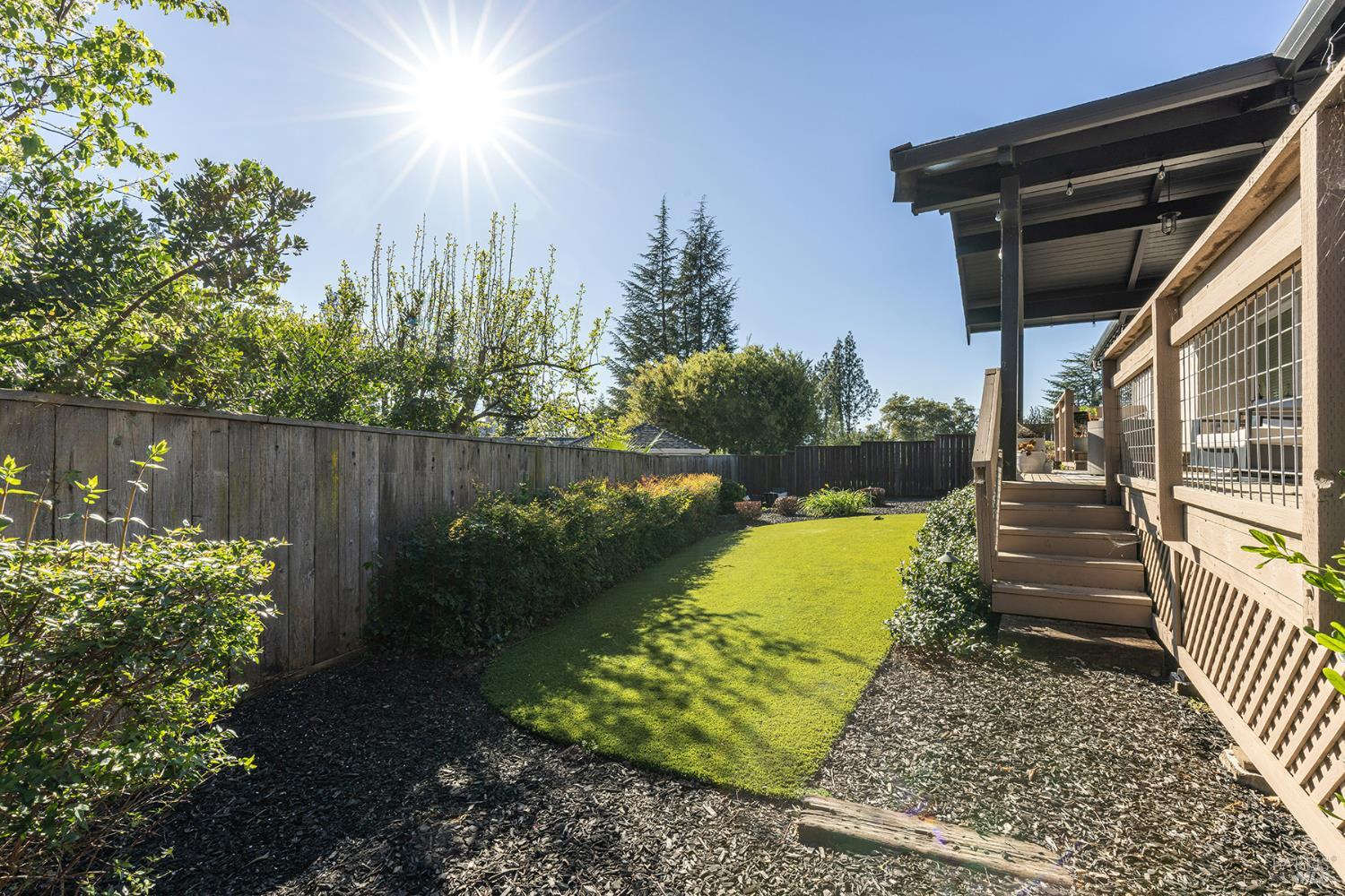 Detail Gallery Image 38 of 46 For 19 Inverness Dr, Napa,  CA 94558 - 3 Beds | 2/1 Baths